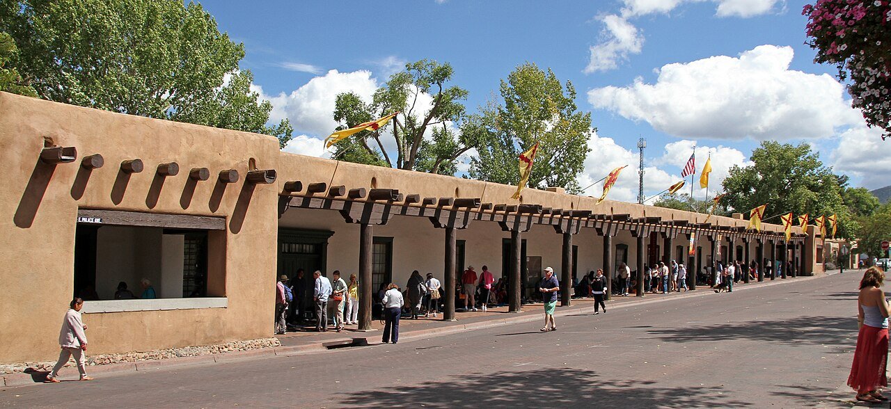 Neighborhood street in Santa Fe, NM served by Home in One